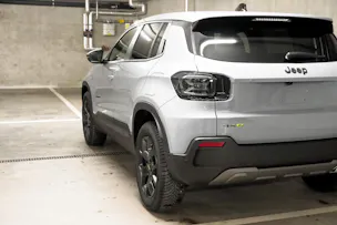 Jeep Avenger 1.2 MHEV Overland 4xe / leasing à partir de 0.99%