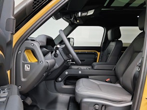 Vehicle image LAND ROVER Defender 110 3.0 D I6 350 Trophy Edition