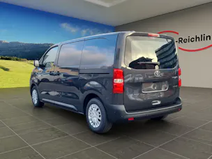 Toyota PROACE Van L1 75KWh Advanced