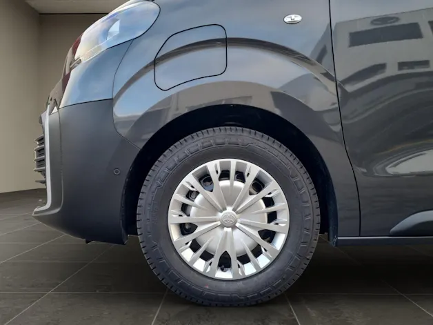 Toyota PROACE Van L1 75KWh Advanced