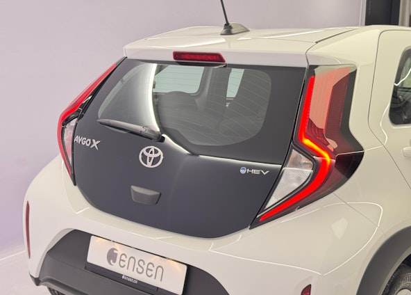 Vehicle image 14 Vehicle image 14