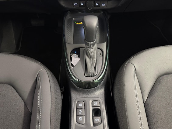 Vehicle image 13 Vehicle image 13