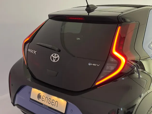 Toyota Aygo X 1.5 VVT-i HSD Style