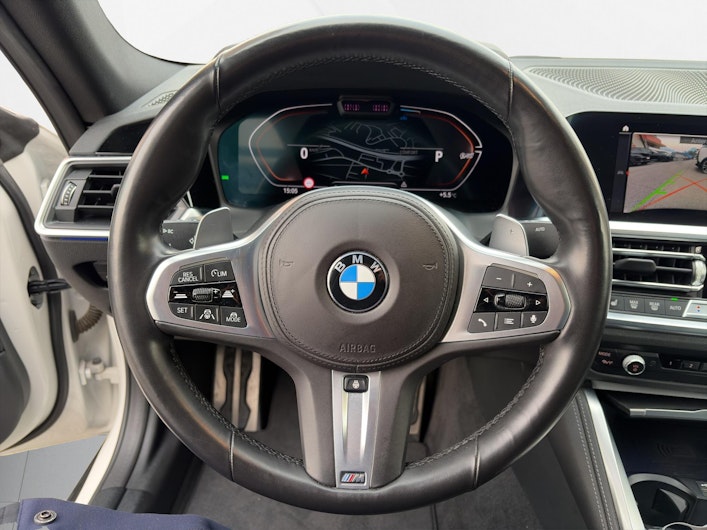 Vehicle image BMW 4 SERIES
