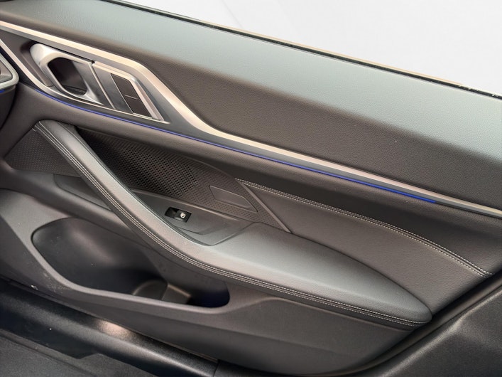 Vehicle image BMW 4 SERIES