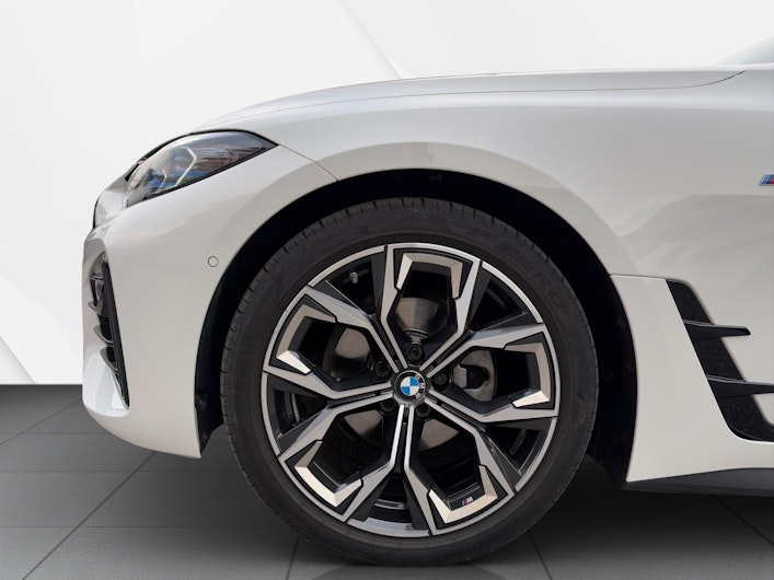 Vehicle image BMW 4 SERIES