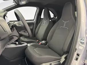 Toyota Aygo X 1.5 VVT-i HSD Trend