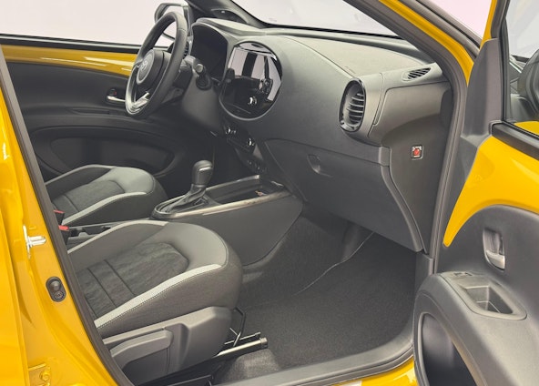 Vehicle image 7 Vehicle image 7