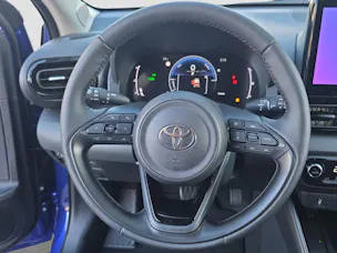 Toyota Yaris 1.5 VVT-i HSD Trend