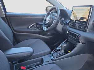 Toyota Yaris 1.5 VVT-i HSD Trend
