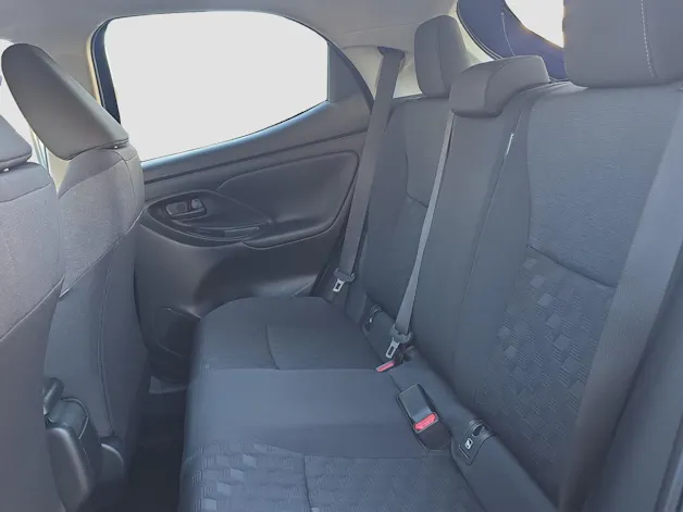 Toyota Yaris 1.5 VVT-i HSD Trend
