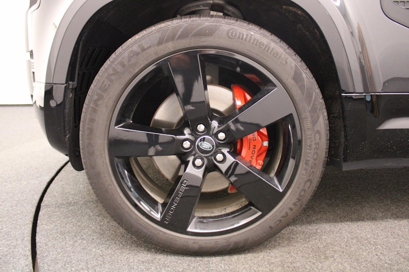 Vehicle image LAND ROVER DEFENDER