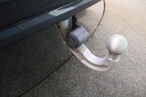 Vehicle image LAND ROVER Defender 110 2.0 P400e X