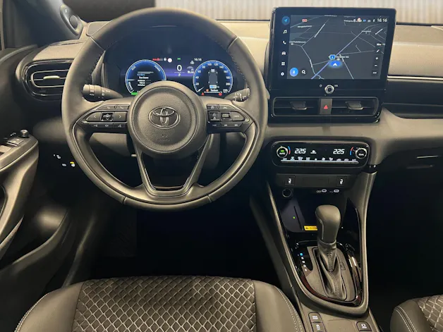 Toyota Yaris 1.5 VVT-i HSD Premium