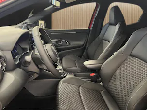 Toyota Yaris 1.5 VVT-i HSD Premium