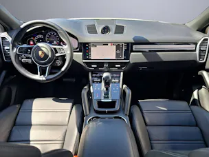 PORSCHE Cayenne Coupé 3.0 V6 E-Hybrid Platinum Edition