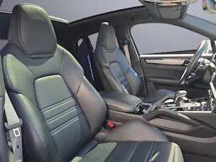 PORSCHE Cayenne Coupé 3.0 V6 E-Hybrid Platinum Edition