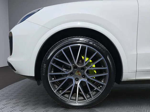 PORSCHE Cayenne Coupé 3.0 V6 E-Hybrid Platinum Edition