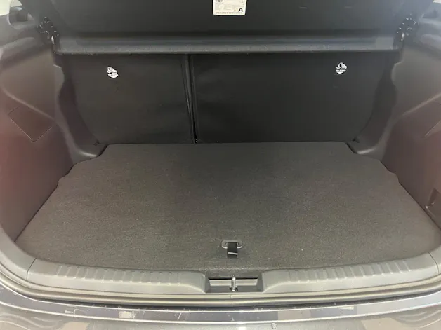 Toyota Yaris 1.5 VVT-i HSD Trend