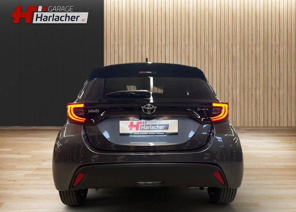 Vehicle image 5 Vehicle image 5