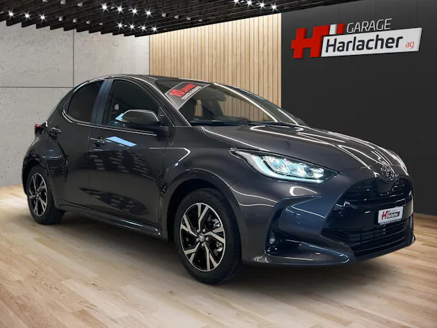 Toyota Yaris 1.5 VVT-i HSD Trend
