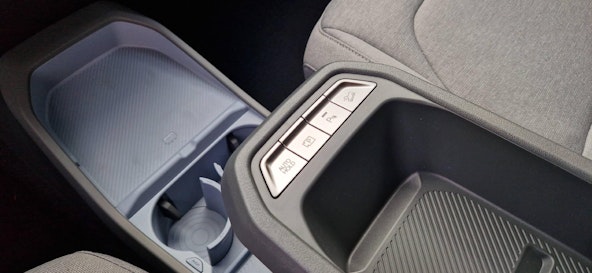 Vehicle image 7 Vehicle image 7