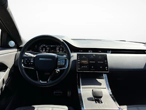 https://vehicle.imgix.net/4074613/7f4b0ce1-39a1-4c38-8aa9-51aaf9ee946c.jpg