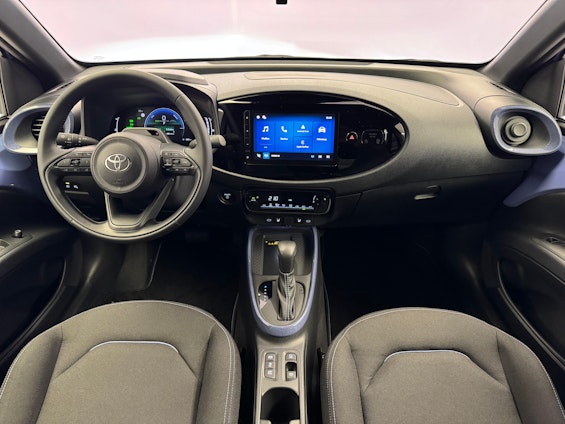 Vehicle image 5 Vehicle image 5