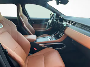 Jaguar F-Pace 2.0 P400e R-Dynamic HSE 90th Anniversary Ed. AWD