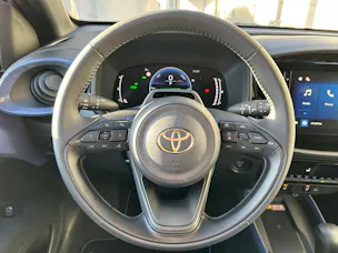 Toyota Aygo X 1.5 VVT-i HSD Trend
