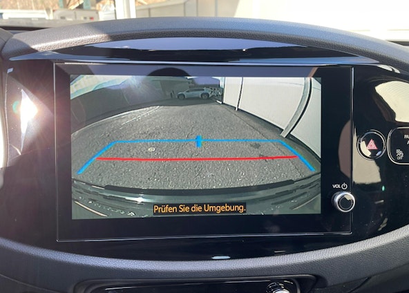 Vehicle image 15 Vehicle image 15