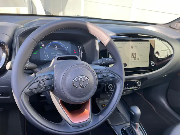 Toyota Aygo X 1.5 VVT-i HSD Style