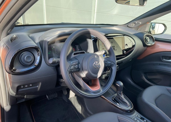 Vehicle image 7 Vehicle image 7