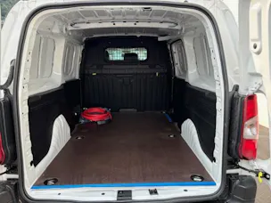 Citroën e-Berlingo XL erhöhte Nutzlast 50kWh Swiss Edition