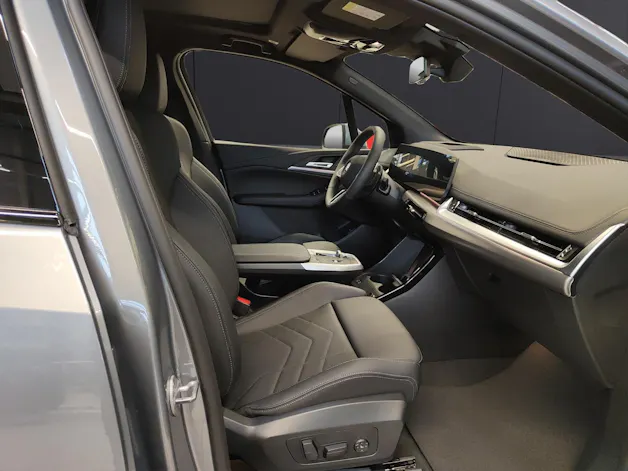 BMW 230e xDrive paddles Active Tourer