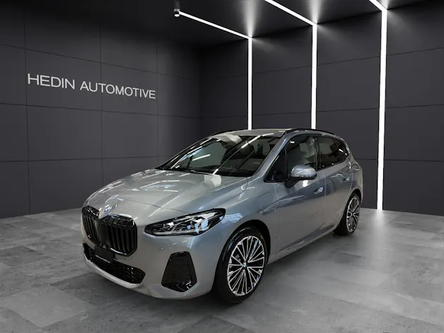 BMW 230e xDrive paddles Active Tourer