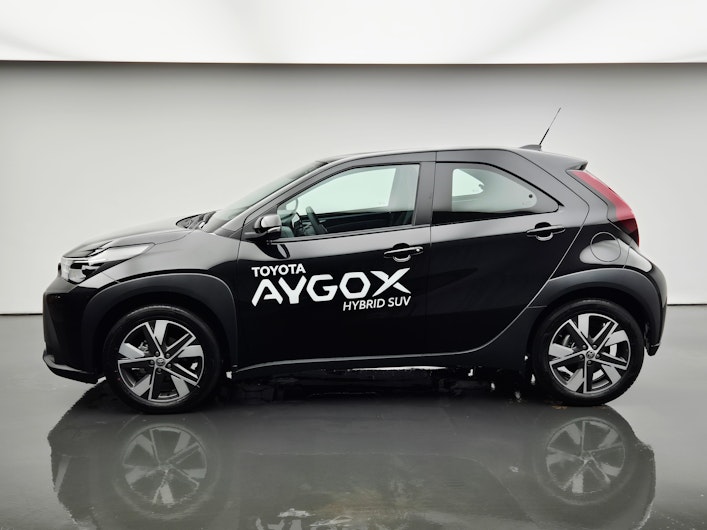 Vehicle image TOYOTA AYGO X