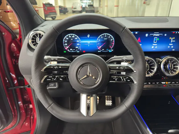 Mercedes-Benz GLA 250 AMG Line 4Matic Swiss Star