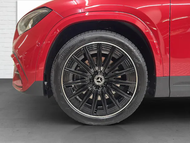 Mercedes-Benz GLA 250 AMG Line 4Matic Swiss Star
