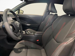 https://vehicle.imgix.net/4074833/8e9bd5a5-cf03-4af8-87fb-661f4354b6a4.jpg