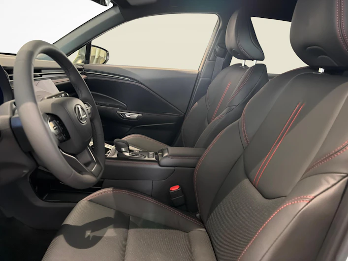 image du véhicule LEXUS LBX