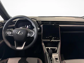 https://vehicle.imgix.net/4074833/f8a22250-ebb2-4860-8abf-2d625c84f6ee.jpg