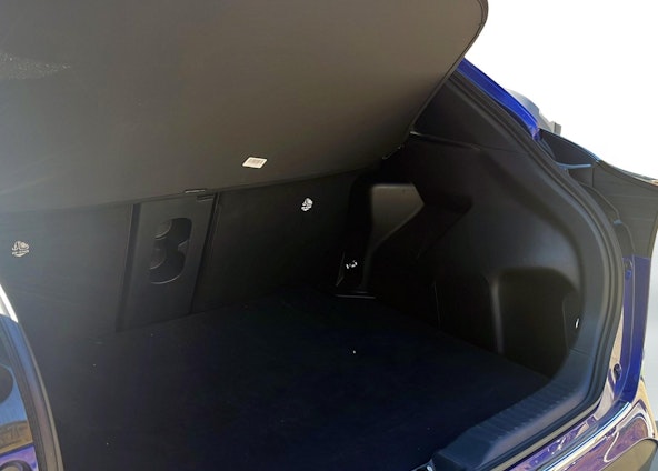 Vehicle image 10 Vehicle image 10