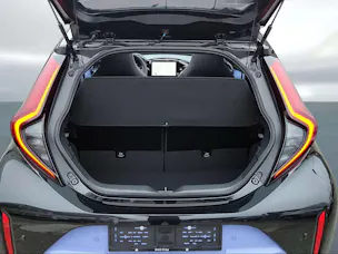 Toyota Aygo X 1.5 VVT-i HSD Style