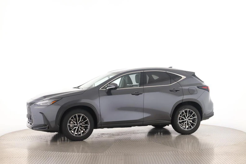 immagine del veicolo LEXUS NX