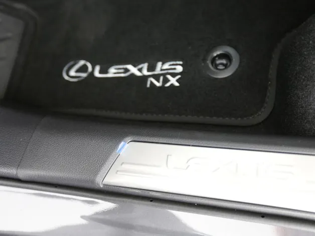 Lexus NX 350h Comfort