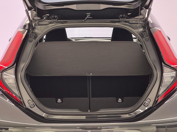 Vehicle image 9 Vehicle image 9