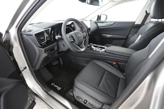 https://vehicle.imgix.net/4074883/bbba5dac-5661-48d9-aae8-3472d00914d2.jpg
