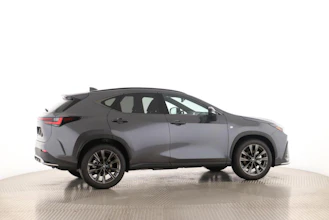 https://vehicle.imgix.net/4074927/cee31b16-ea46-40dc-a349-635dd2587a45.jpg