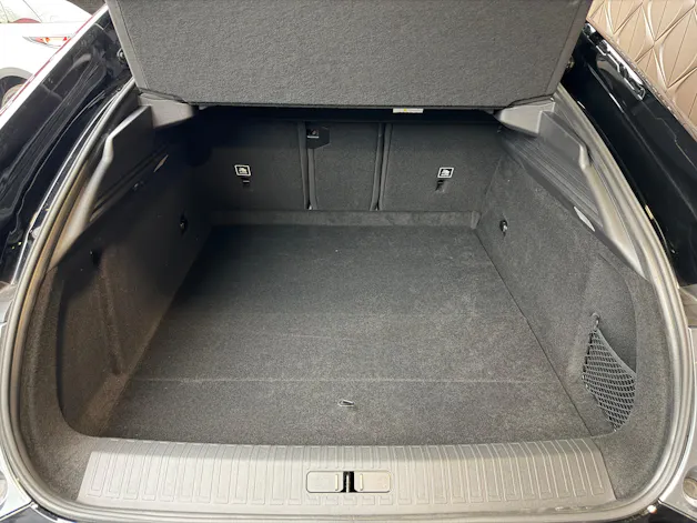DS Automobiles No8 E-Tense Étoile 4x4